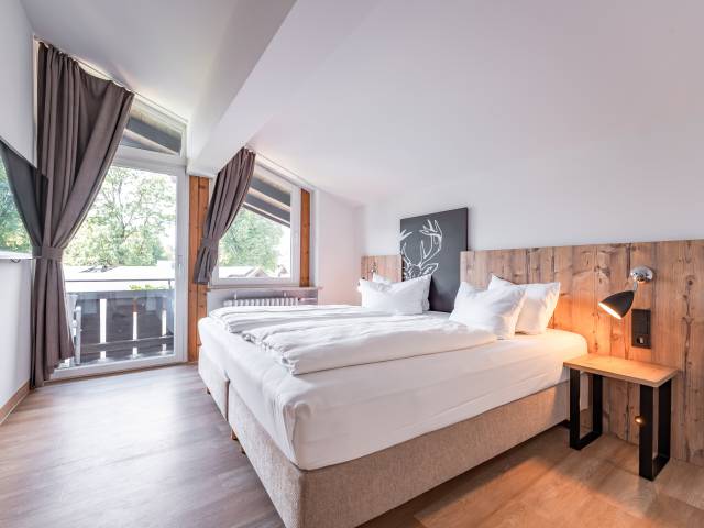 Ansicht Schlafzimmer mit Balkon im Hotel LA GAP