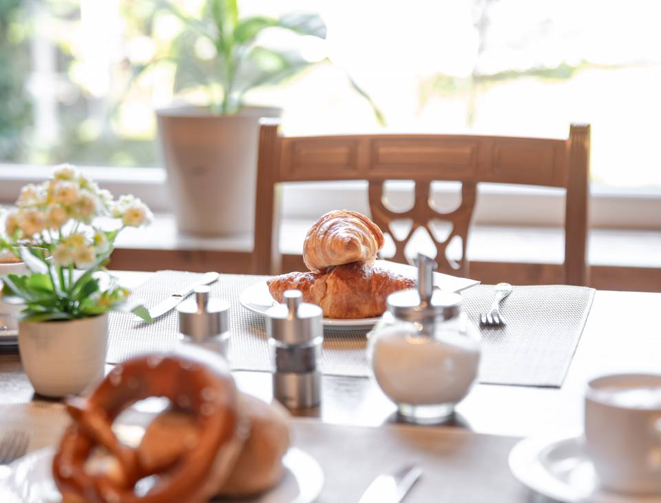Brezeln und Croissants im Hotel LA GAP
